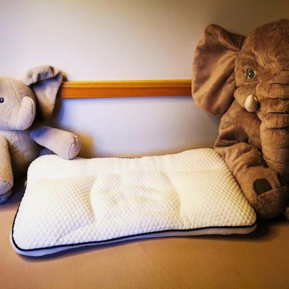 FLUFFY CLOUD - Oreiller cervical pour enfants en Coton Anti-Bactérien et Respirant.